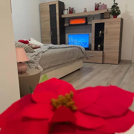 34 * Ντόμποϊ